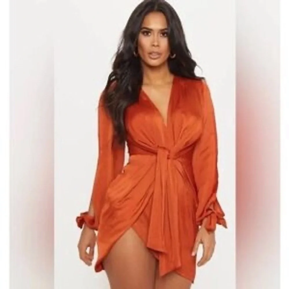 PrettyLittleThing Satin Wrap Dress Womens Size 6 Rust NWT Twist Front Mini